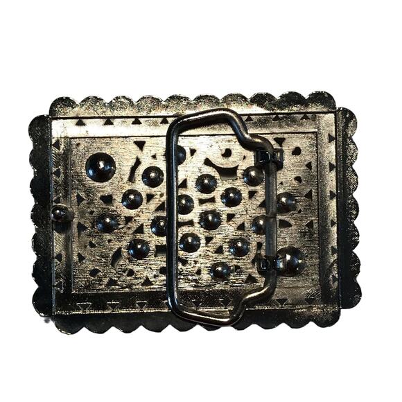 Woman's Rhinestone Studded Belt Buckle - Picture 4 of 4